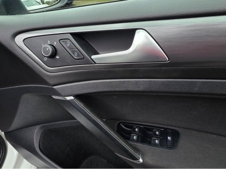 2019 Volkswagen Golf - thumbnail 9