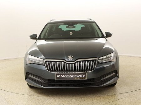 2021 Skoda Superb - photo 2