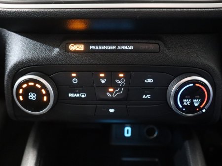 2019 Ford Focus *118* 1.0 T ZETEC 125PS 5DR €13,995 thumbnail