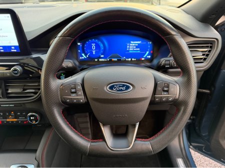 2022 Ford Kuga - thumbnail 25