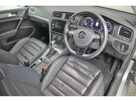 2019 Volkswagen E-Golf - thumbnail 13