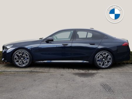2026 BMW 5 Series - thumbnail 3