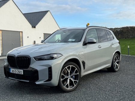 2024 BMW X5 xDrive45e M Sport €87,990 thumbnail