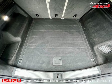 2020 Volkswagen Touareg DESIGN 3.0 TDI €44,900 thumbnail