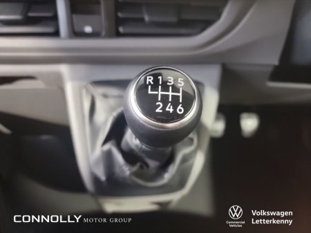 2025 Volkswagen Transporter Trendline LWB 150 PS 2.0 TDI 6sp Manual €34,106 thumbnail