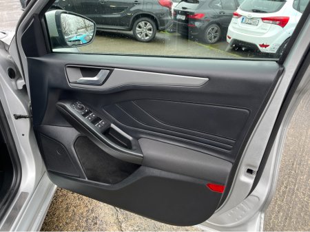 2022 Ford Focus ESTATE ST-LINE STYLE PETROL //KEYLESS ENTRY//ADAPTIVE CRUISE CONTROL// €21,950 thumbnail