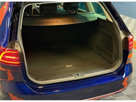 2018 Volkswagen Passat - thumbnail 26