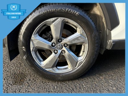 2020 Toyota Rav4 RAV4 HYBRID PLATINUM 2WD 4DR AUTO €28,999 thumbnail