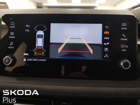 2025 Skoda Fabia SEL 1.0 MPI 80HP 5DR thumbnail