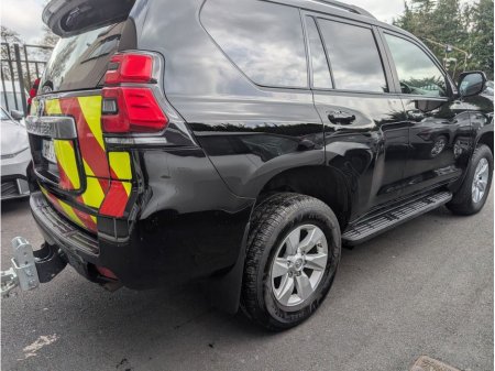 2021 Toyota Landcruiser - thumbnail 3