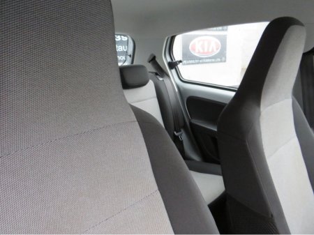 2014 Skoda Citigo AMBITION 1.0 MPI  5DR LOW MILEAGE FSH SILVER €5,999 thumbnail