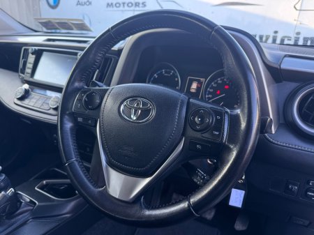 2016 Toyota Rav4 - thumbnail 25