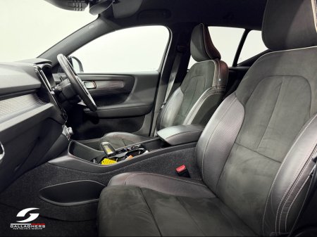 2020 Volvo XC40 - thumbnail 11