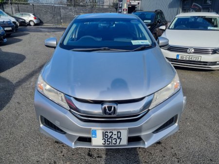 2016 Honda Grace - thumbnail 4