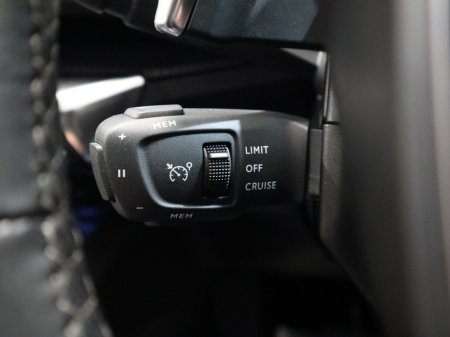 2022 Peugeot 3008 - thumbnail 11