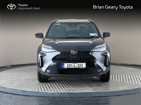 2025 Toyota Yaris Cross HYBRID LUNA SPORT €30,950 thumbnail