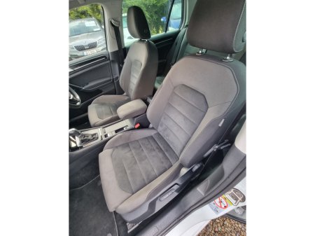 2018 Volkswagen Golf 2018 VOLKSWAGEN GOLF HI-LINE AUTO NCT'd €15,990 €15,990 thumbnail