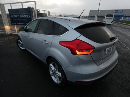 2015 Ford Focus - thumbnail 5