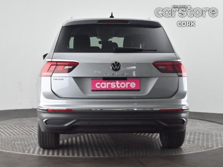 2023 Volkswagen Tiguan 2.0 TDI 122HP Life €45,880