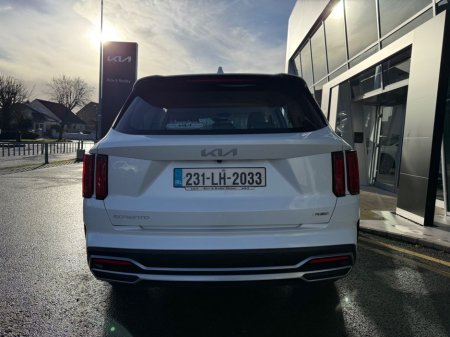 2023 Kia Sorento Phev K3 5DR Auto €46,500 thumbnail
