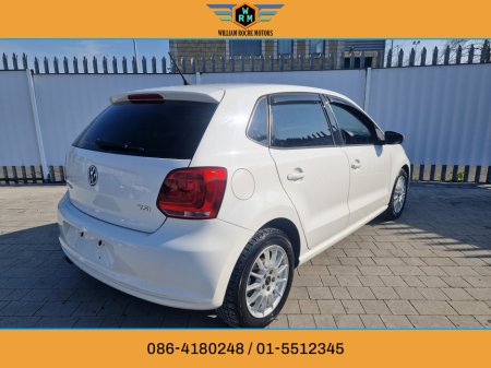 2012 Volkswagen Polo - thumbnail 21