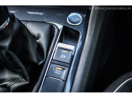 2021 Volkswagen Tiguan 2.0 TDI 150HP R-Line €34,995 thumbnail