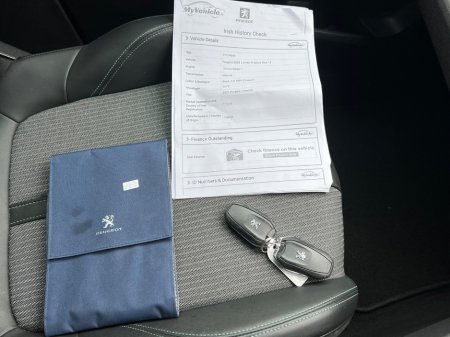 2021 Peugeot 3008 - thumbnail 26