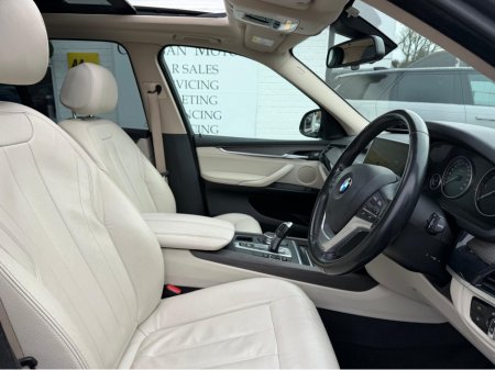 2017 BMW X5 25D S-DRIVE 7-SEATER AUTO €29,950 thumbnail