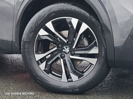 2023 Peugeot 2008 ALLURE 1.2 100 6.4 4DR €24,995 thumbnail