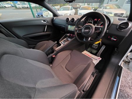 2012 Audi TT - thumbnail 8