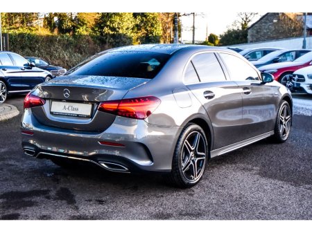 2025 Mercedes-Benz A Class A250e AMG Premium Saloon thumbnail