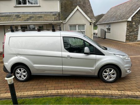2017 Ford Transit Connect 240 LIMITED EDITION €10,950 thumbnail