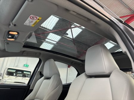 2023 Toyota Yaris - thumbnail 11