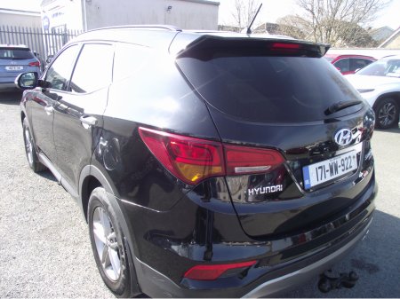 2017 Hyundai Santa Fe - thumbnail 6