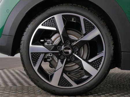 2024 MINI Hatch Cooper C 3 Door €34,900 thumbnail