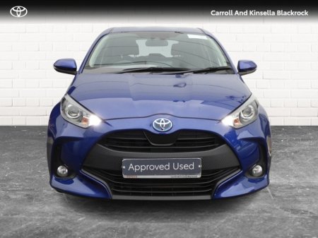 2023 Toyota Yaris Hybrid Luna €22,950 thumbnail