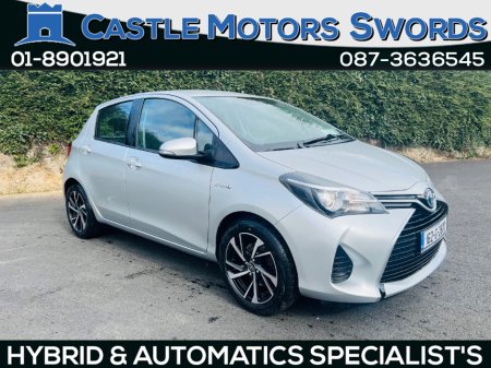 2016 Toyota Yaris - thumbnail 2