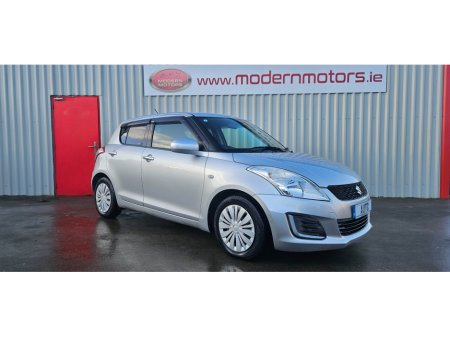 2015 Suzuki Swift AUTOMATIC 5door very low kms