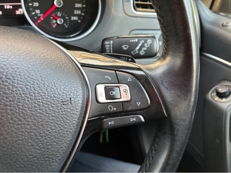2014 Volkswagen Polo 1.2i TSI Petrol Automatic Comfortline €11,500 thumbnail
