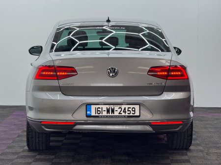 2016 Volkswagen Passat - thumbnail 5