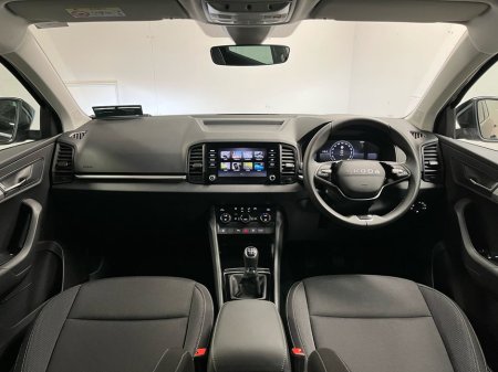 2025 Skoda Karoq Selection 2.0TDI 115BHP - Reversing Camera - Climate Control - Cruise Control - Auto Lights/Wipers - Apple CarPlay/Android Auto €36,950