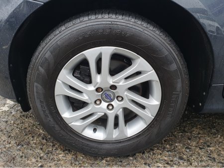 2016 Volvo XC60 SE NAV AUTOMATIC D4 190BHP NCT 02/28 FINANCE AVAILABLE @ €90 PER WEEK 2 KEYS/ FULL LEATHER/ BLUETOOTH/ PARKING SENSORS/ SAT NAV/ HISTORY CHECKED €16,900 thumbnail