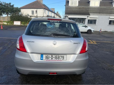 2016 Suzuki Swift GLX 4DR €8,990 thumbnail