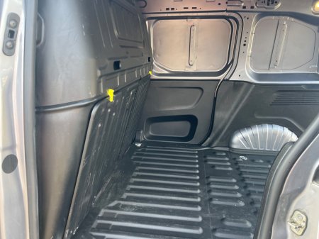 2023 Toyota Proace - thumbnail 8