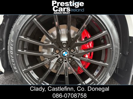 2022 BMW X5 XDRIVE 45E M SPORT AUTO,M PERFORMANCE BODY KIT,ALPINE WHITE,PLUS PACK,TECH PACK,HEAD UP DISPLAY,HEATED LEATHER,APPLE CAR PLAY,ADJUSTABLE SUSPENSION,CAMERAS,FACTORY UP GRADED BRAKES,FBMWSH,HIGH SPEC €64,950 thumbnail