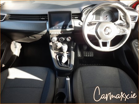 2022 Renault Clio - thumbnail 15