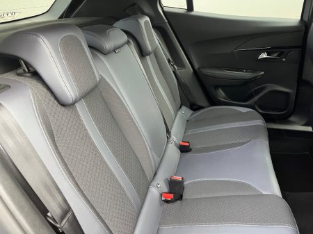 2020 Peugeot 2008 - thumbnail 7