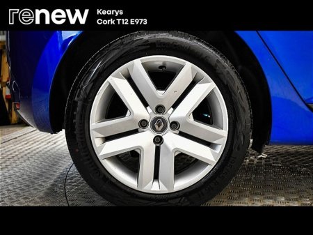 2022 Renault Clio - thumbnail 9