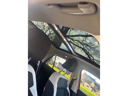 2019 Volkswagen T-Roc SPORT 2.0 TDI with pan roof €20,995 thumbnail