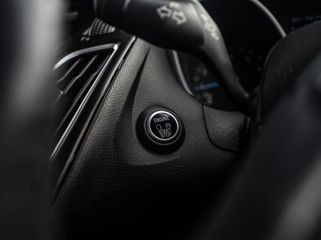 2016 Ford Focus - thumbnail 27